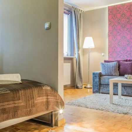 Apartament Dla 4 Osob Z Jedna Sypialnia I Miejscem Do Pracy Zdalnej W Sopocie By Renters