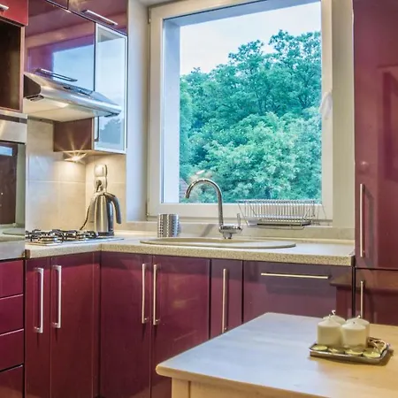 Apartament Dla 4 Osob Z Jedna Sypialnia I Miejscem Do Pracy Zdalnej W Sopocie By Renters Lejlighed Sopot
